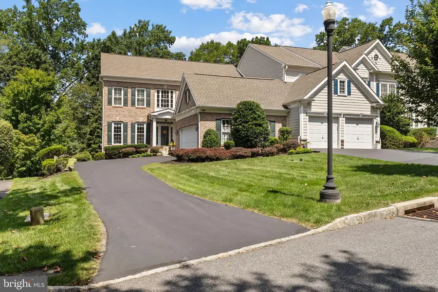 121 Camelot Ln, Newtown Square, PA 19073 - Image #2