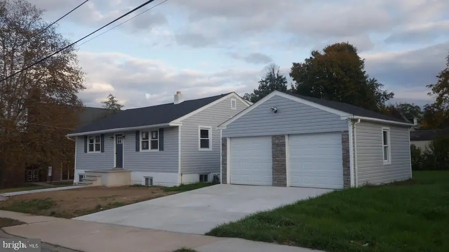 182 Berkley Ave, Lansdowne, PA 19050 - Image #2