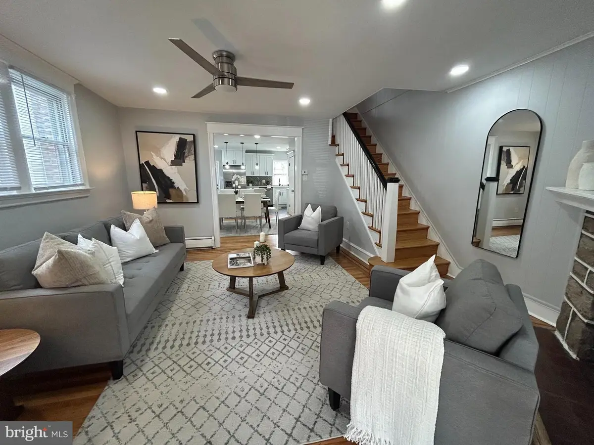 352 Lakeview Ave, Drexel Hill, PA 19026 - Image #1