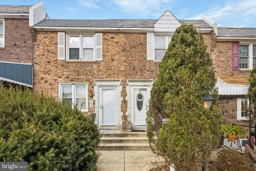 5122 Whitehall Dr, Clifton Heights, PA 19018 - Image #3