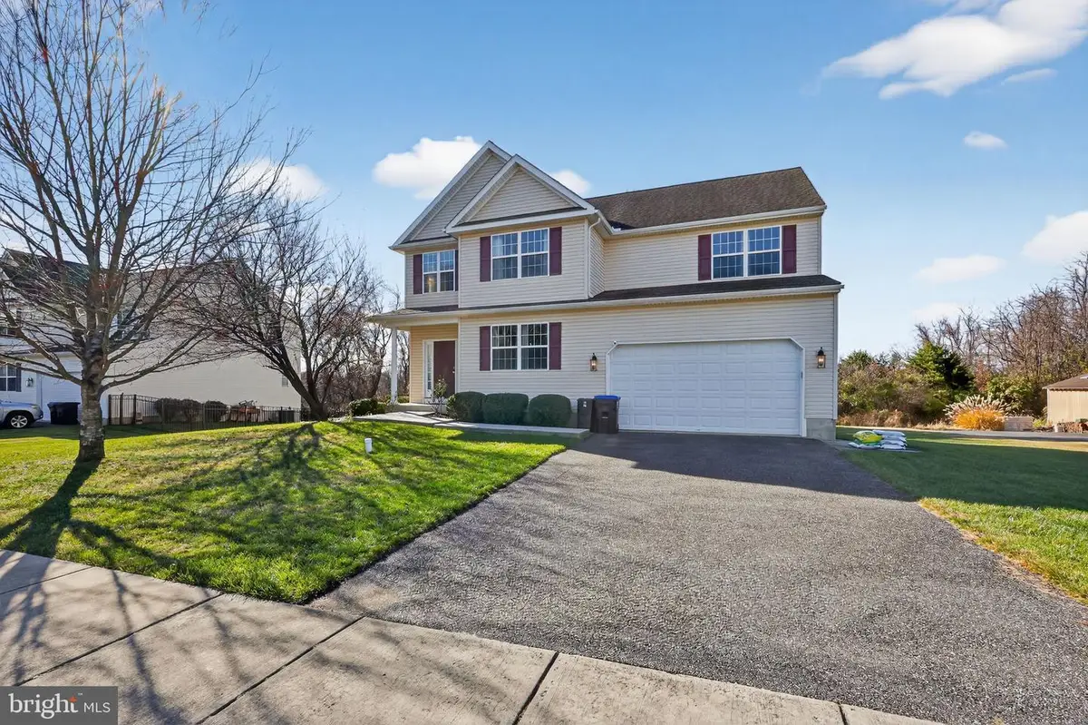 4104 Kates Gln, Aston, PA 19014 - Image #1
