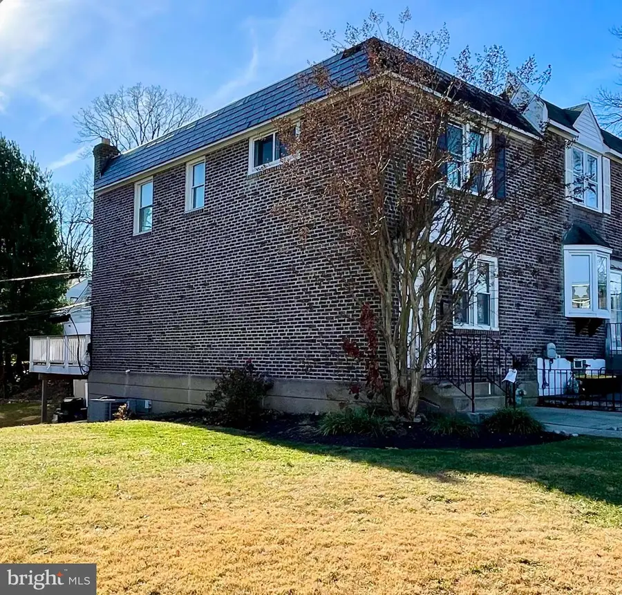 5358 Delmar Dr, Clifton Heights, PA 19018 - Image #2