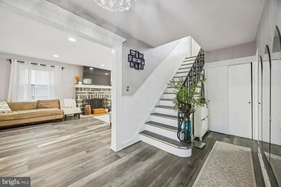 842 Alexander Ave, Drexel Hill, PA 19026 - Image #3