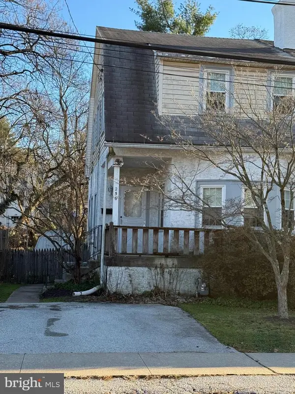 256 Willow Ave, WAYNE, PA 19087