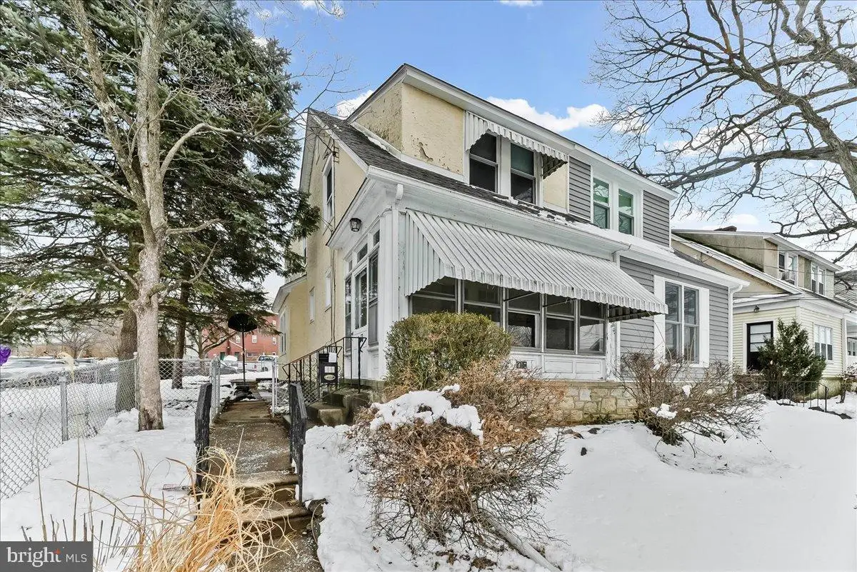 365 Blanchard Rd, Drexel Hill, PA 19026 - #1