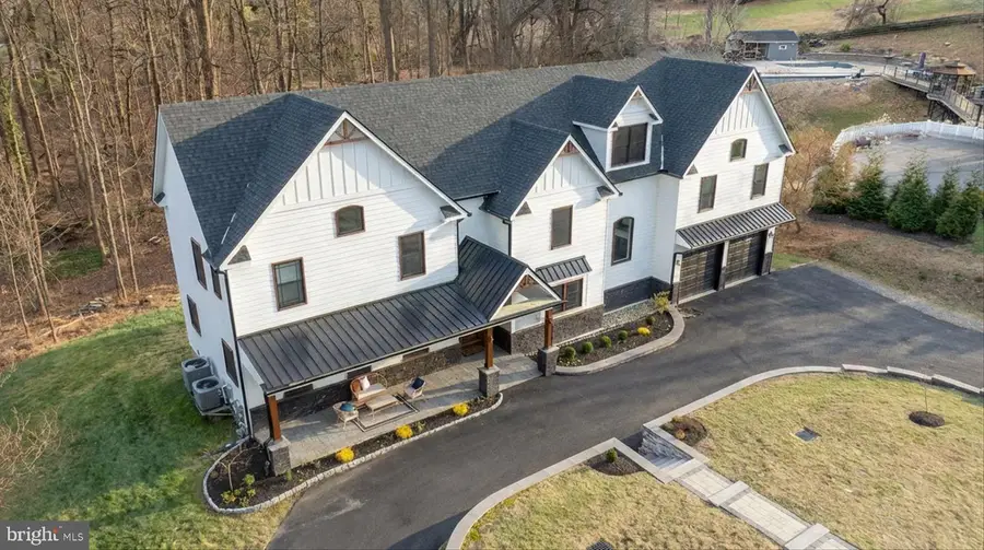 8 Chipmunk Ln, Media, PA 19063 - Image #2