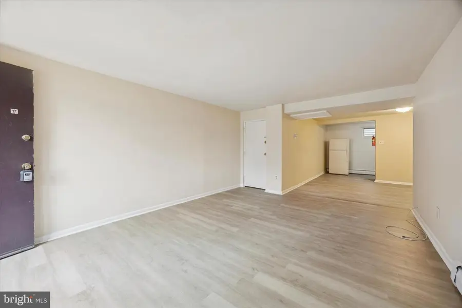 100 E Glenolden Ave #d-17, Glenolden, PA 19036 - Image #3