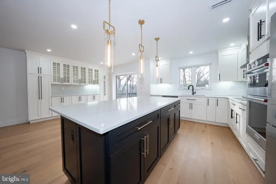 212 Aronimink Dr, Newtown Square, PA 19073 - #2