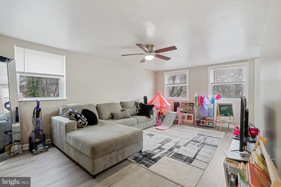 159 W Maryland Ave, Aldan, PA 19018 - Image #3