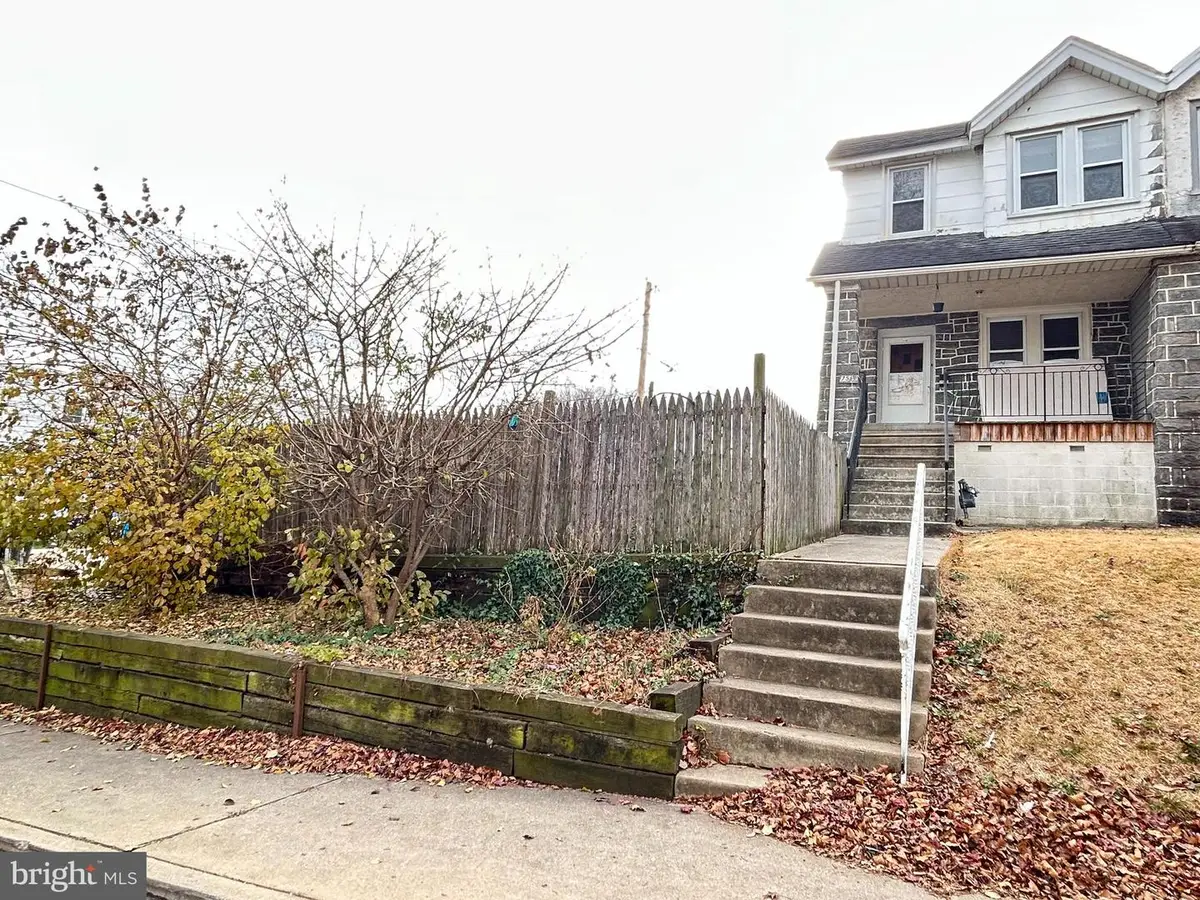 7502 Parkview Rd, Upper Darby, PA 19082 - Image #1