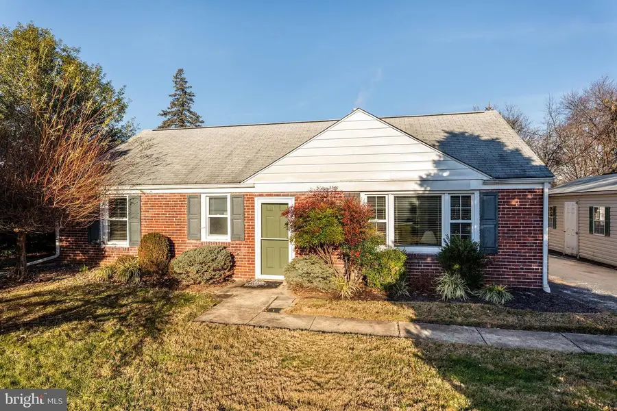 22 Longwood Dr, Wayne, PA 19087 - Image #2