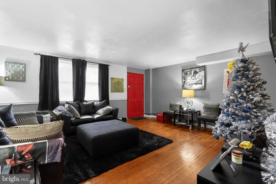 4026 Gideon Rd, Brookhaven, PA 19015 - Image #2