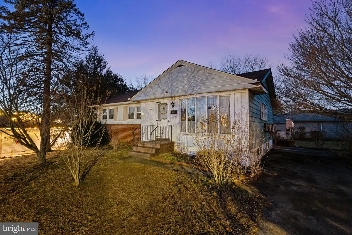 3723 Ridgewood Ln, Brookhaven, PA 19015 - Image #1