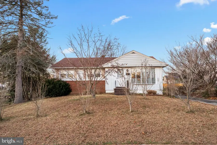 3723 Ridgewood Ln, Brookhaven, PA 19015 - Image #3