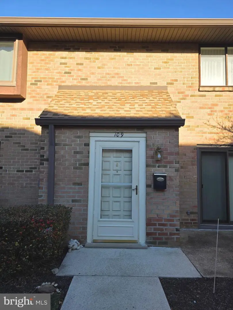 109 Village Chatham #109, Ardmore, PA 19003 - Image #2