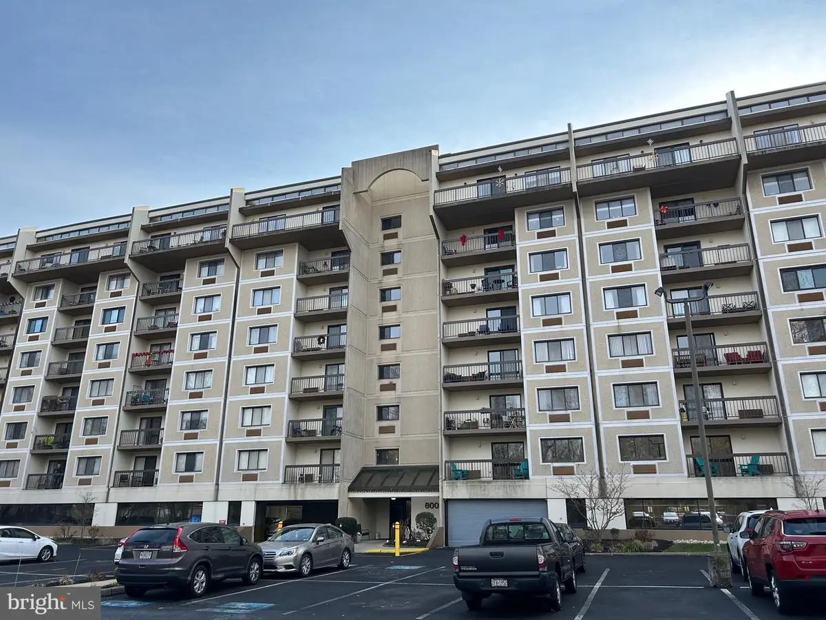 800 Avondale Rd #7m, Wallingford, PA 19086 - Image #1