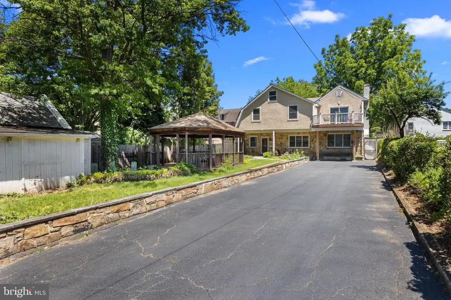 2529 Avon Rd, Ardmore, PA 19003 - Image #2