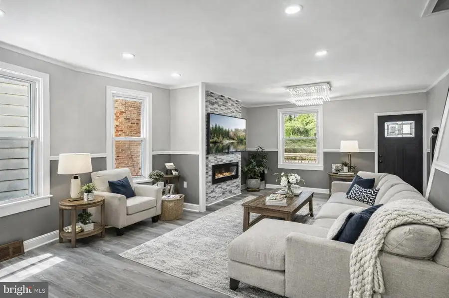 307 Poplar St, Darby, PA 19023 - Image #2