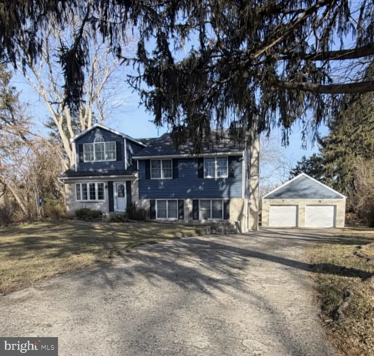 306 Bickmore Dr, Wallingford, PA 19086 - Image #1