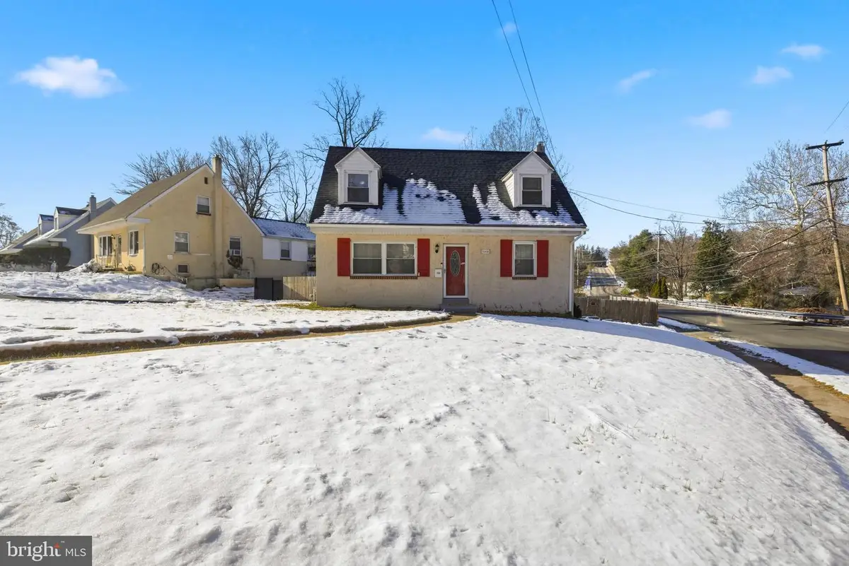 1365 Valley Rd, Woodlyn, PA 19094 - Image #1