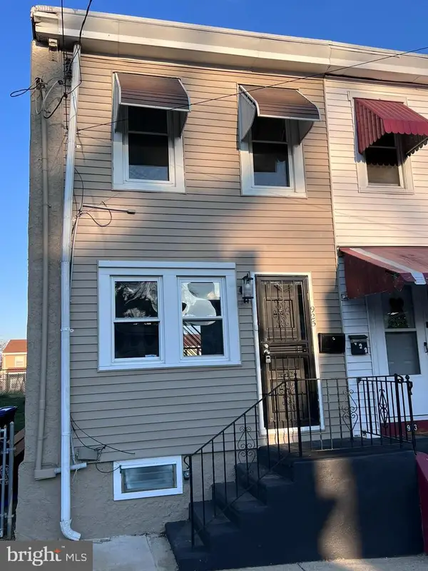 925 Central Ave, CHESTER, PA 19013