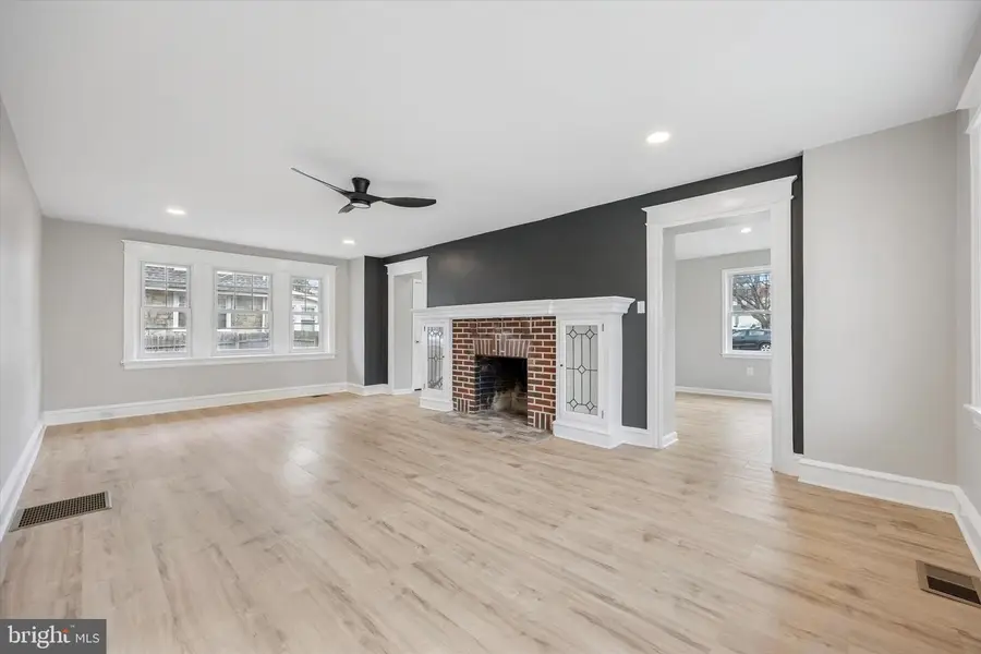 703 Lindale Ave, Drexel Hill, PA 19026 - Image #3