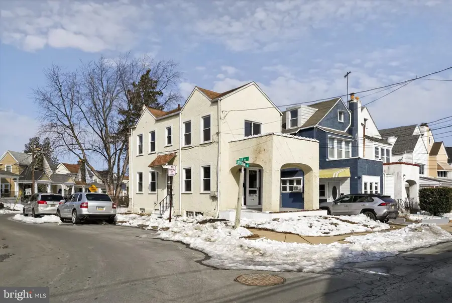 129 S Keystone Ave, Upper Darby, PA 19082 - #3