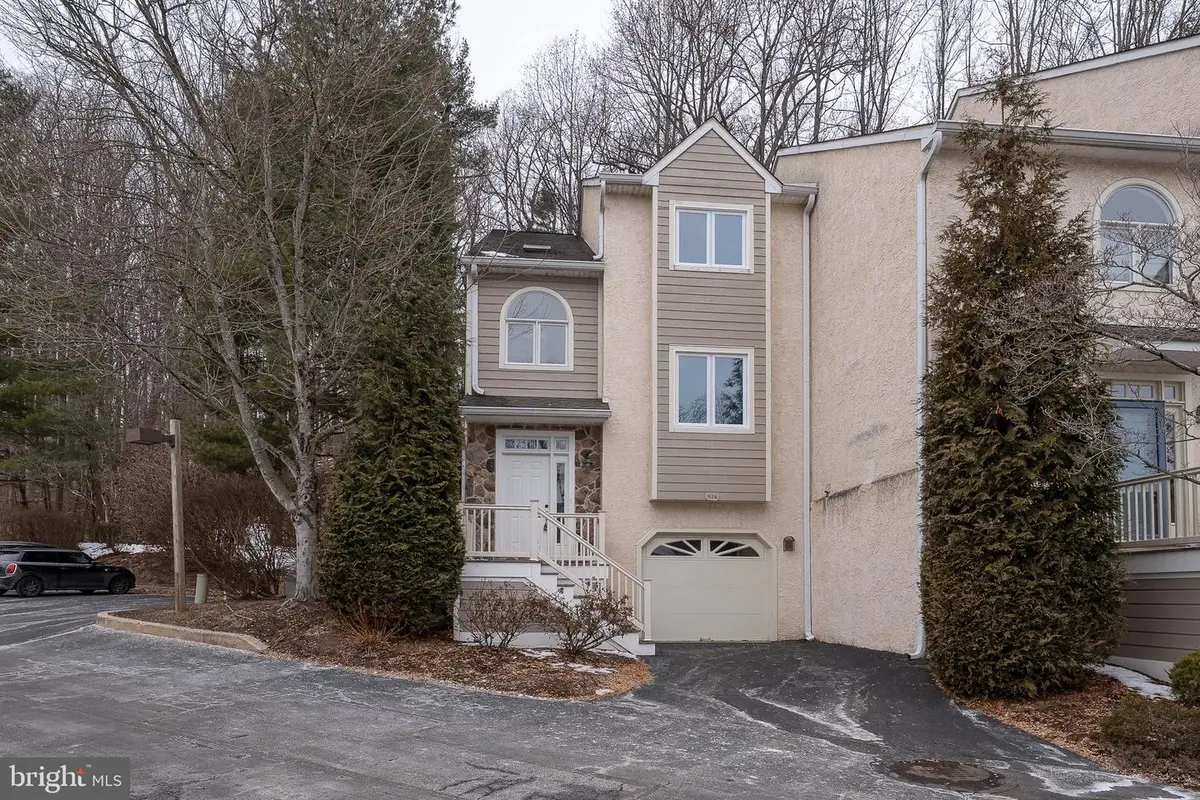 514 Waters Edge, Newtown Square, PA 19073 - Image #1