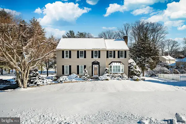 23 Newtown Woods Rd, NEWTOWN SQUARE, PA 19073