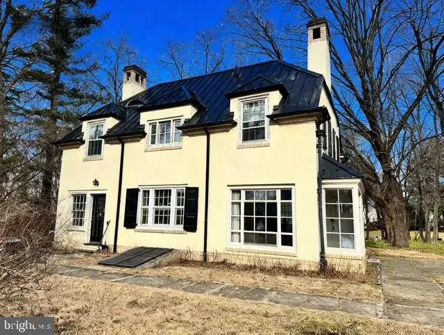 18 Villanova Rd, Villanova, PA 19085 - Image #2