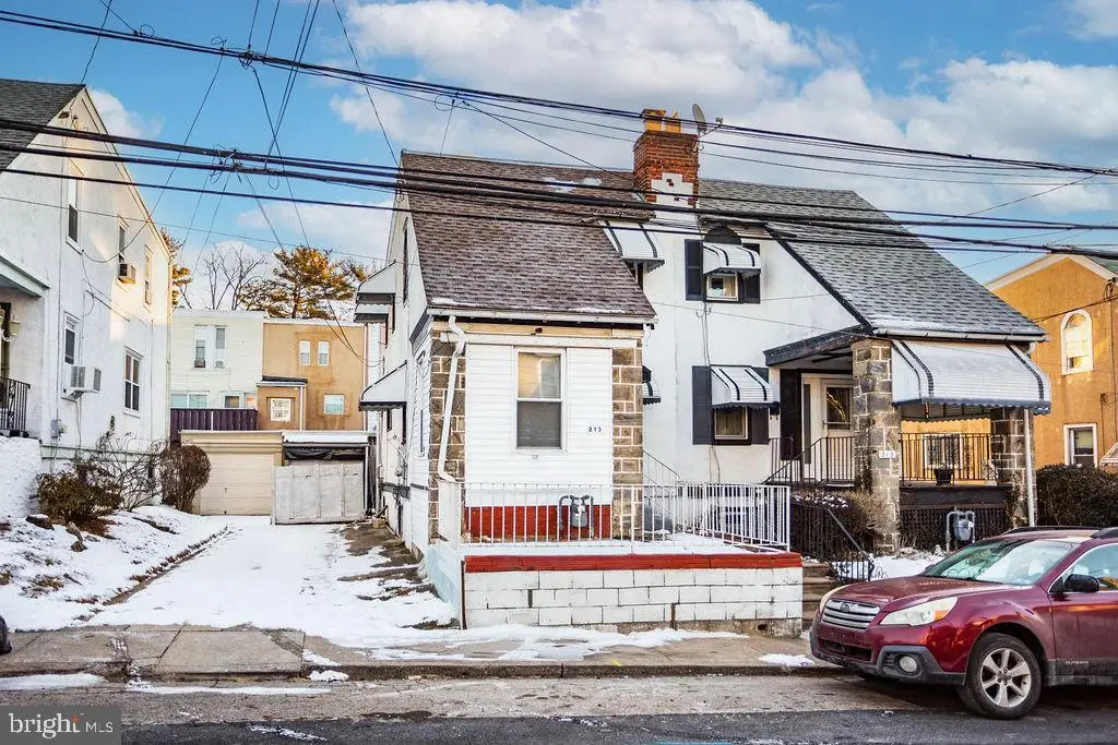 213 Heather Rd, Upper Darby, PA 19082 - Image #1
