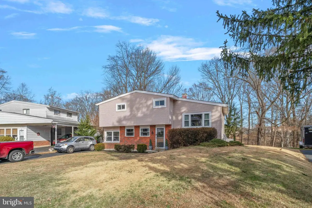 915 Flora, Upper Chichester, PA 19061 - Image #1