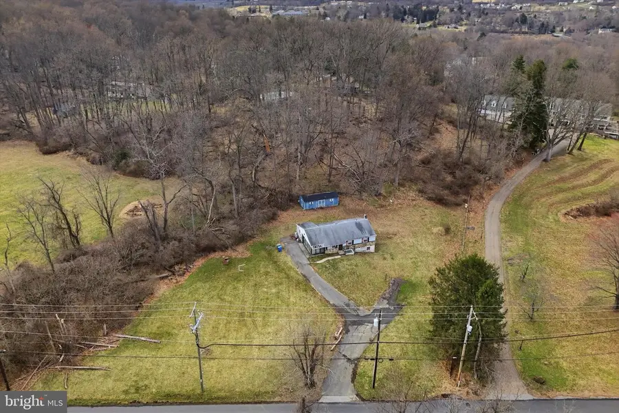 129 Locksley Rd, Glen Mills, PA 19342 - #2