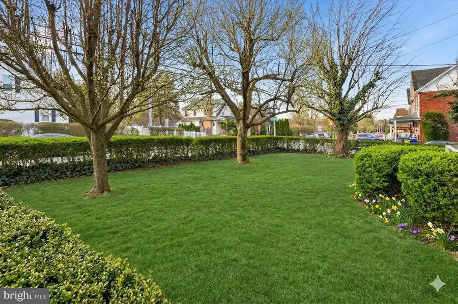 856 Martin Ave, Bryn Mawr, PA 19010 - #3