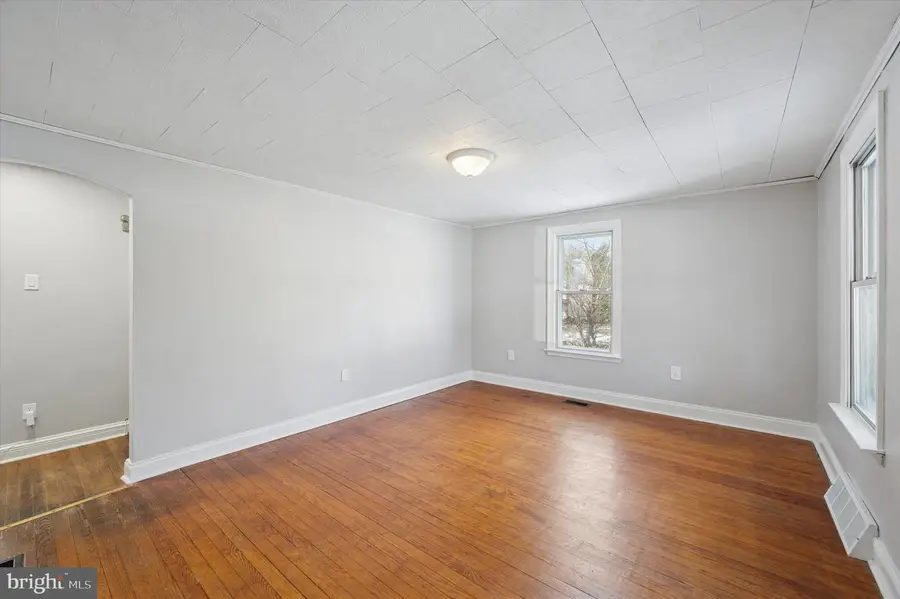 1114 Townsend St, Chester, PA 19013 - Image #3