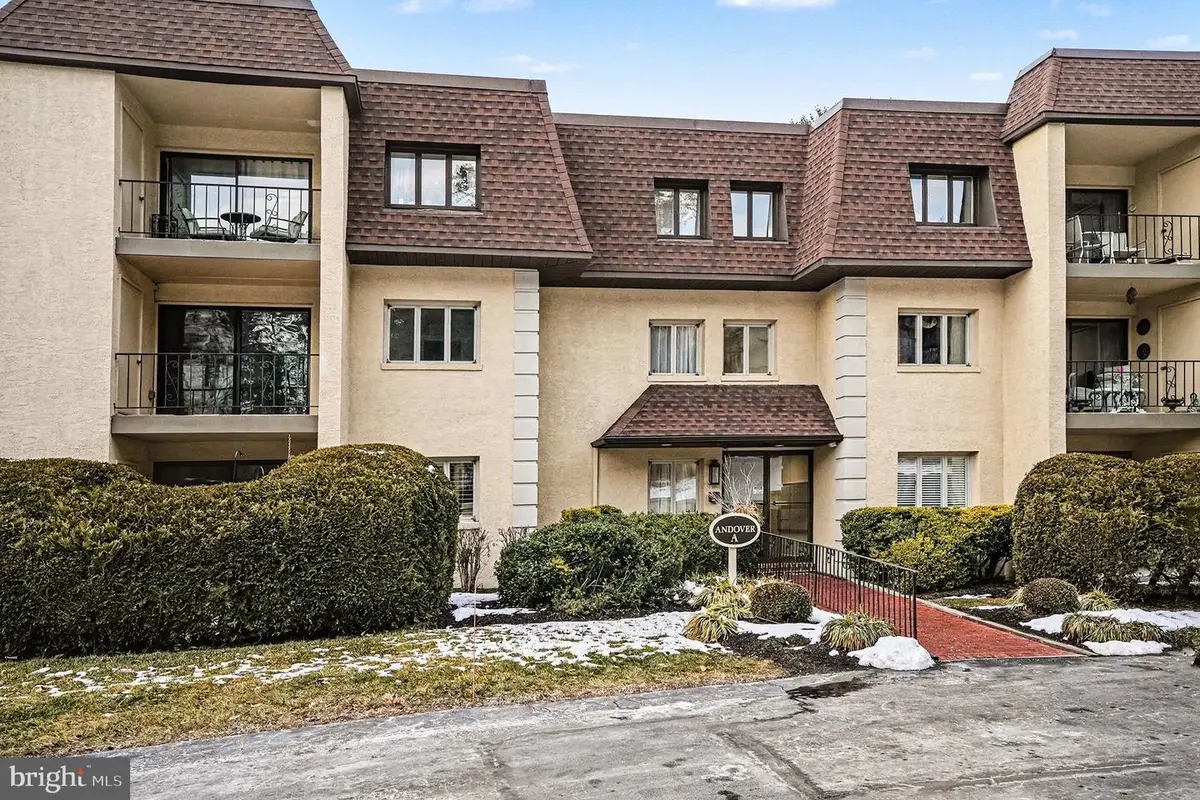 202a Summit Dr #202a, Bryn Mawr, PA 19010 - Image #1