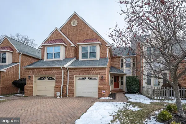 127 Springton Mews Cir, MEDIA, PA 19063