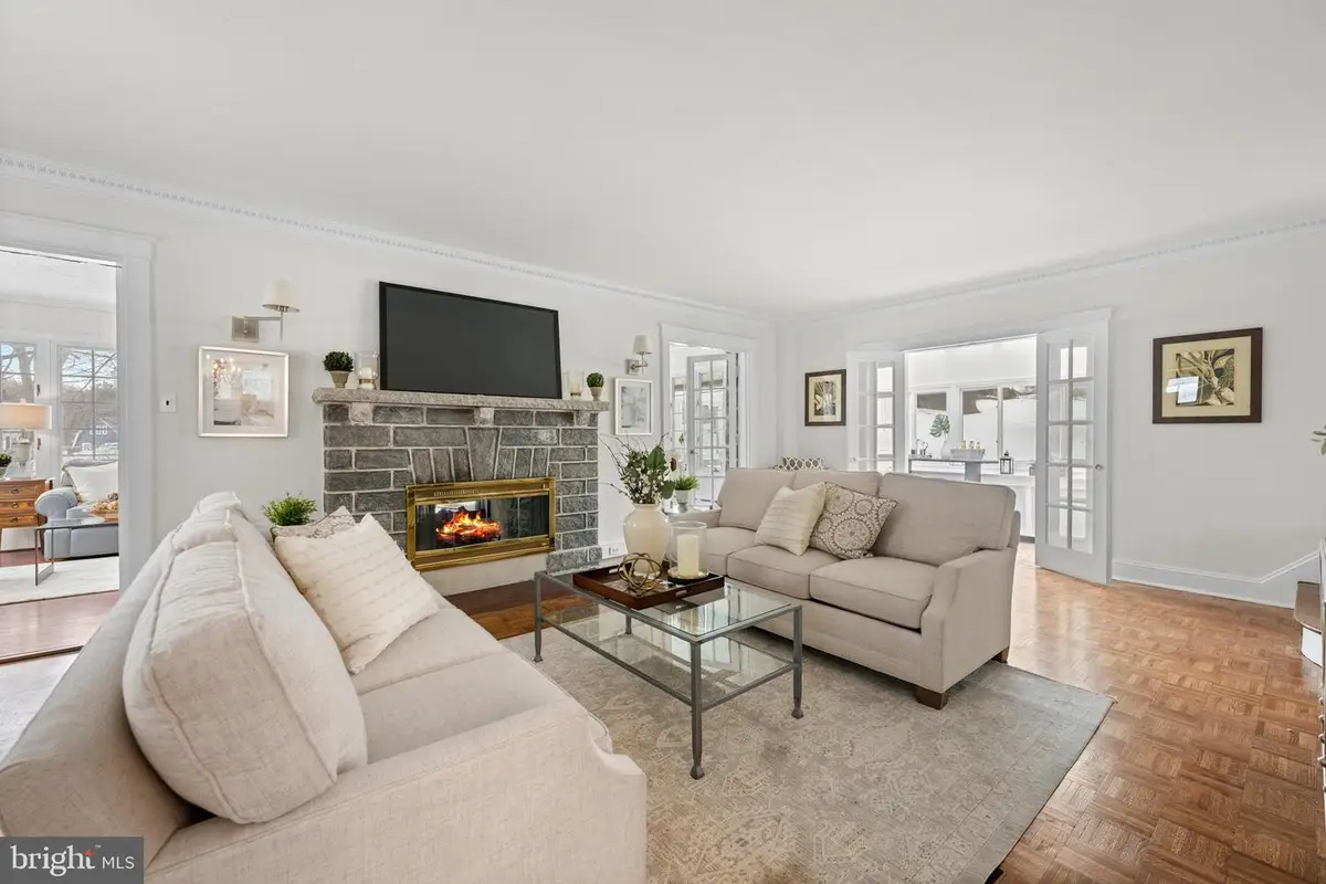 412 N Rolling Rd, Springfield, PA 19064 - #1