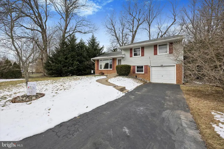 713 Scott Ln, Wallingford, PA 19086 - Image #2