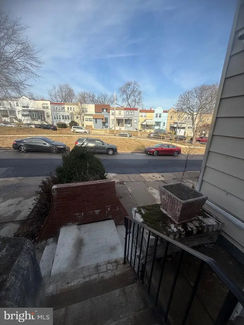 6984 Aberdeen Rd, Upper Darby, PA 19082 - Image #2