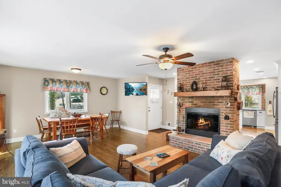 339 Plush Mill Rd, Wallingford, PA 19086 - Image #2