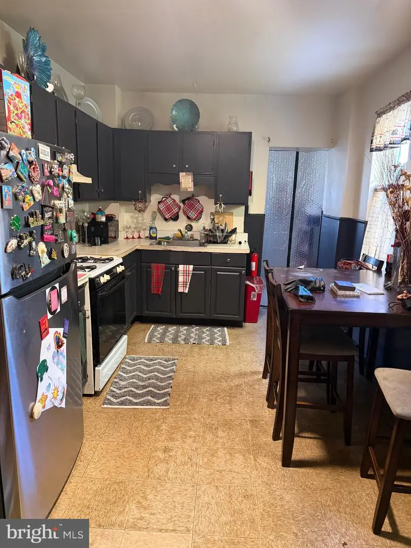 1417 Edgmont Ave, Chester, PA 19013 - Image #2