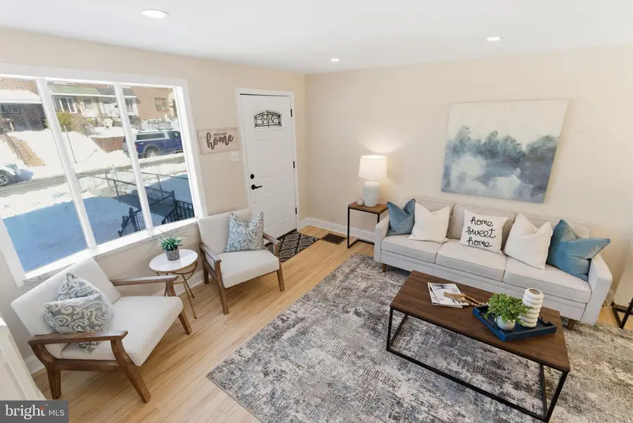 2003 Heather Rd, Folcroft, PA 19032 - Image #2