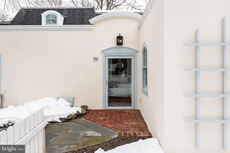 300 Valley Pl, Wayne, PA 19087 - #3