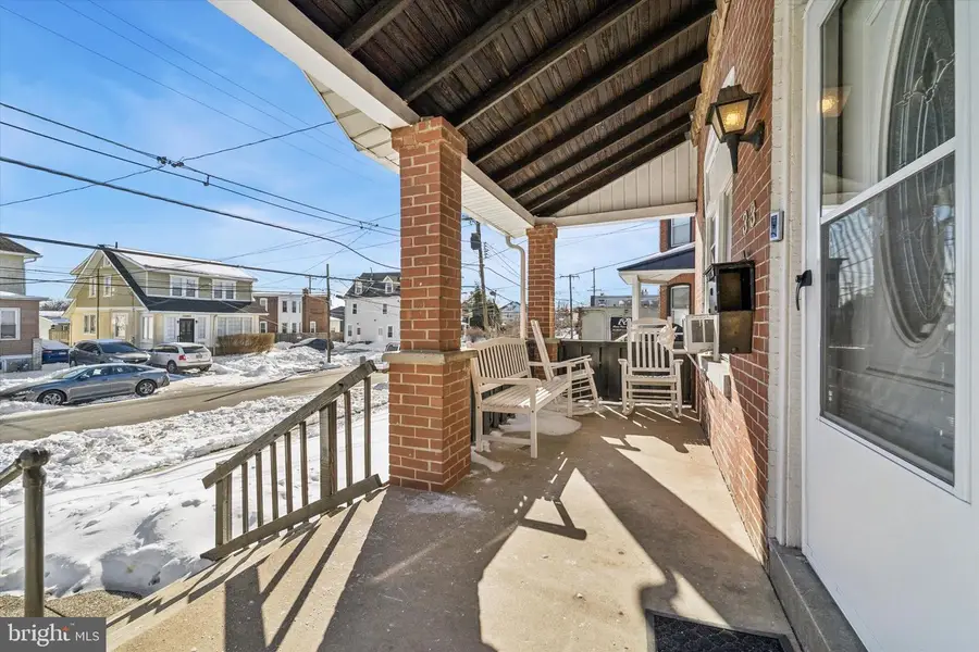 33 E Broadway Ave, Clifton Heights, PA 19018 - Image #2