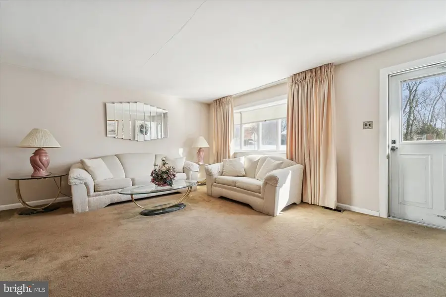 701 Cambridge Rd, Brookhaven, PA 19015 - #2