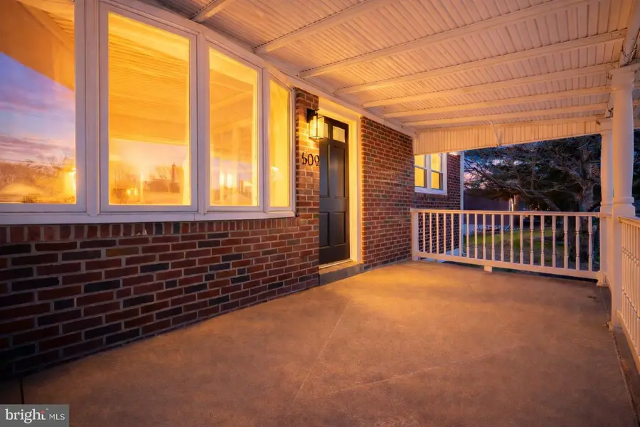 509 Buse St, Ridley Park, PA 19078 - #2