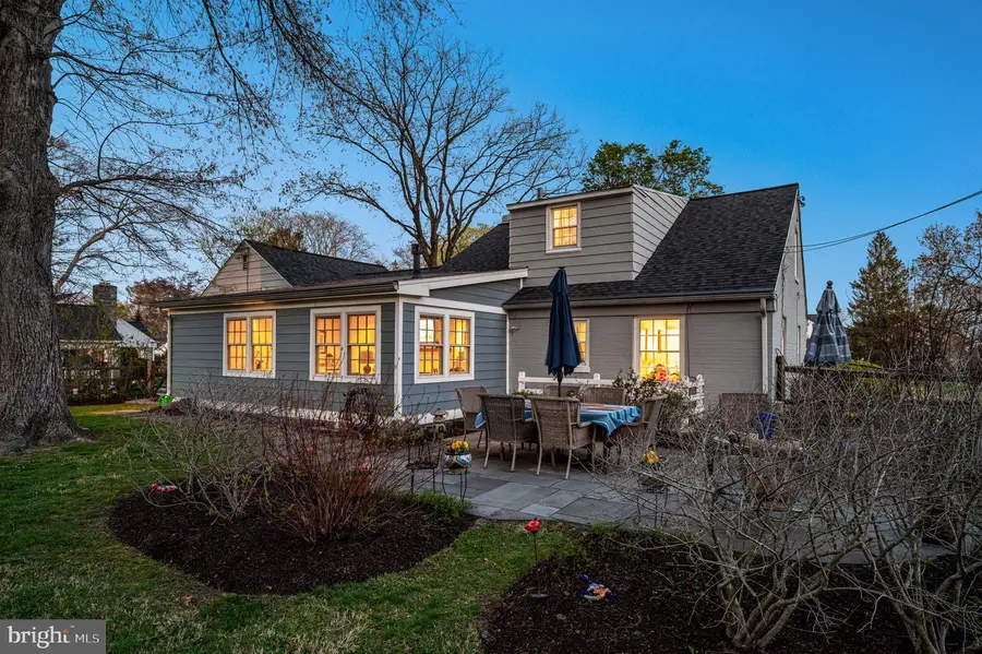 303 Barry Ln, Wallingford, PA 19086 - #3