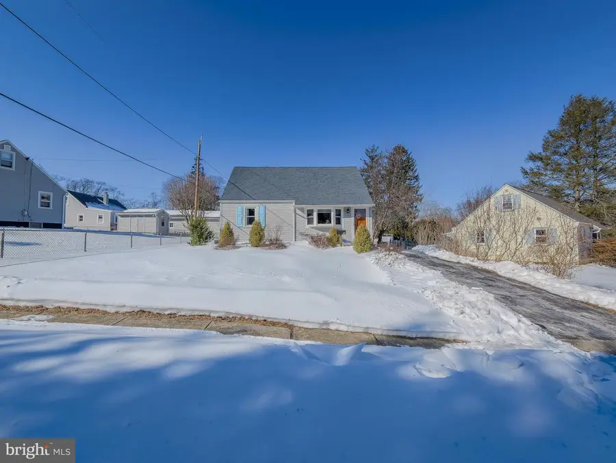 118 N Line Rd, Newtown Square, PA 19073 - #2