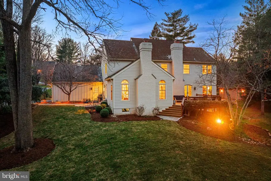 205 Ravenscliff Rd, Wayne, PA 19087 - #2